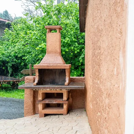 Semesterbostad Poderi Alugi Serravalle By Interhome