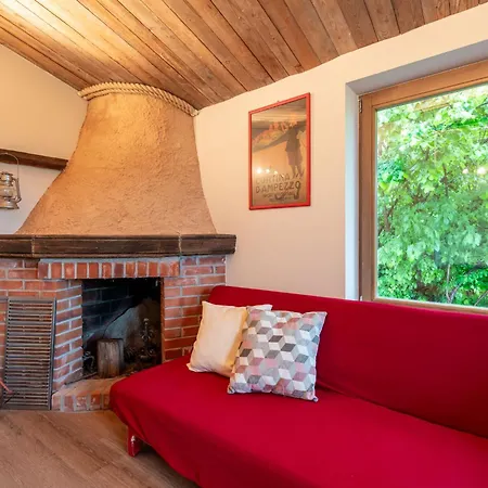 Semesterbostad Poderi Alugi Serravalle By Interhome